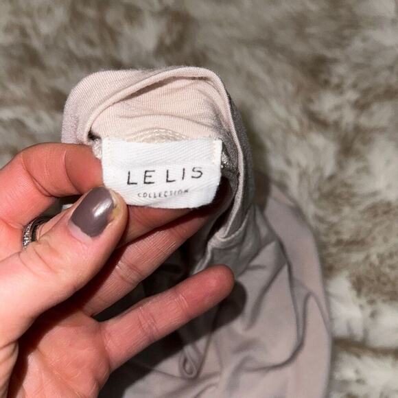 Lelis Cropped Neutral T-Shirt with Adjustable Open Back | Sz S - Picture 4 of 5